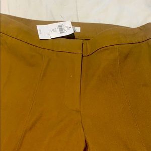 Trousers- NWT. Very cute , tailored